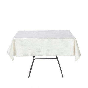 Create a Luxurious Setting with our Seamless Premium Tablecloth